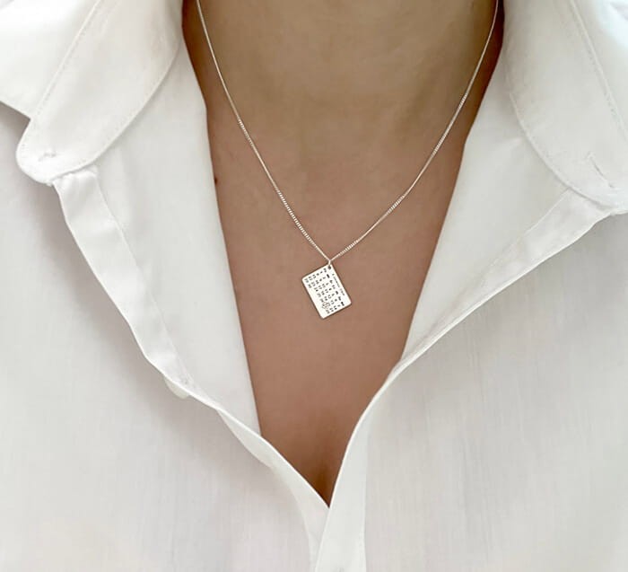 naszyjnik kartka z kalendarza