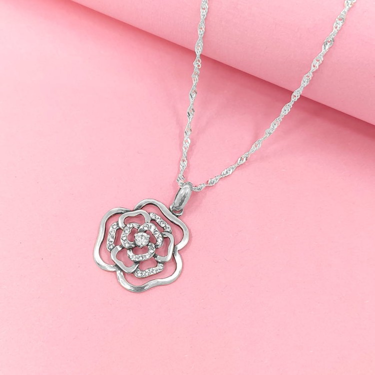 naszyjnik z różą cyrokonie