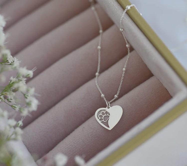naszyjnik serce łapka