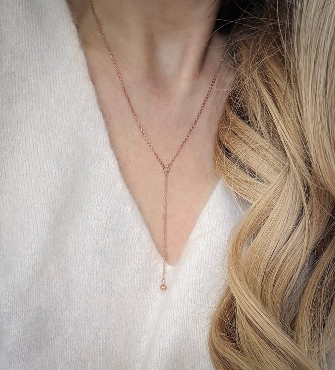 naszyjnik krawatka wiszący