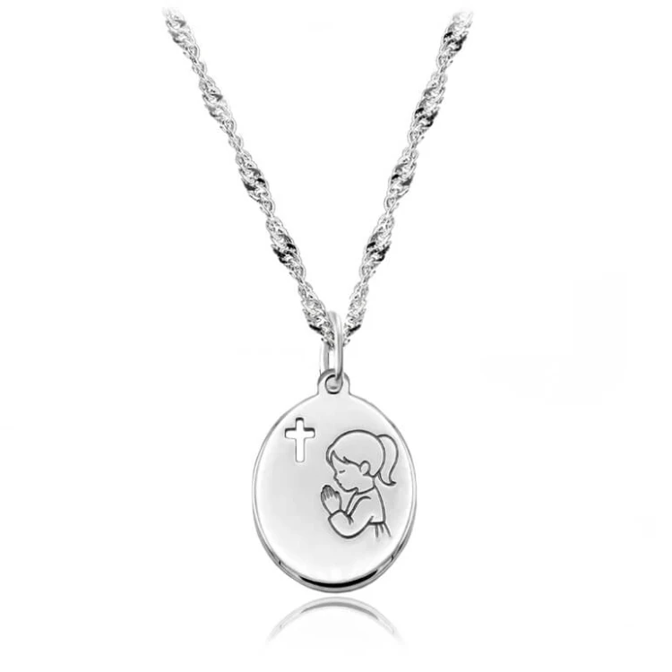 Medalik na komunię dla dziewczynki z grawerem łańcuszek singapur platynowany
