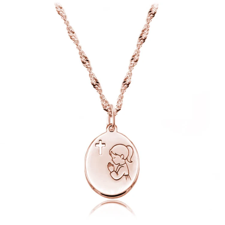 Medalik na komunię dla dziewczynki z grawerem łańcuszek singapur różowe złocenie